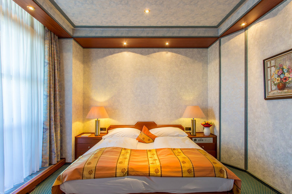 อาโรเทล เบสต์ ลีฟวิ่ง เนือร์นแบร์ค Hotel Nuremberg ภายนอก รูปภาพ