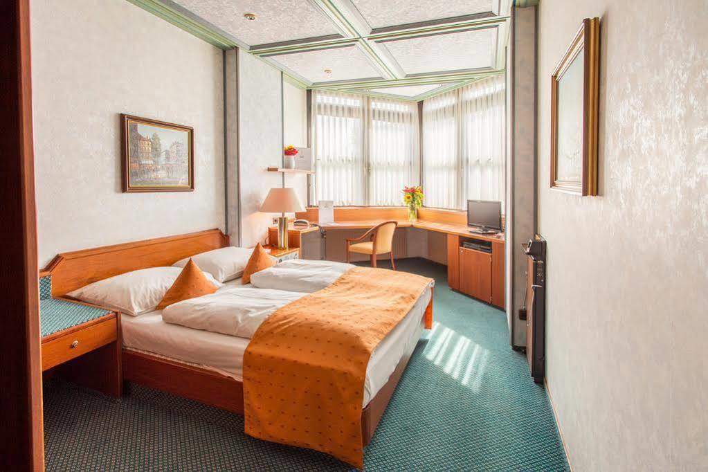 อาโรเทล เบสต์ ลีฟวิ่ง เนือร์นแบร์ค Hotel Nuremberg ภายนอก รูปภาพ