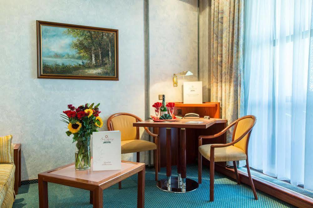 อาโรเทล เบสต์ ลีฟวิ่ง เนือร์นแบร์ค Hotel Nuremberg ภายนอก รูปภาพ