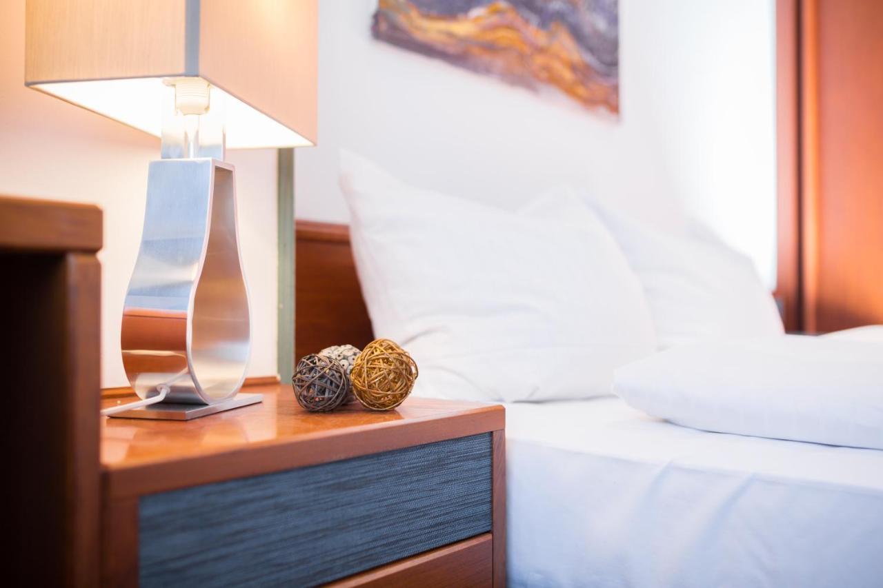อาโรเทล เบสต์ ลีฟวิ่ง เนือร์นแบร์ค Hotel Nuremberg ภายนอก รูปภาพ